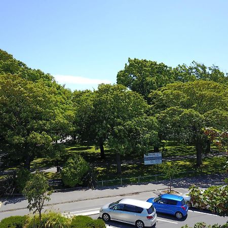 Modern 1 Bedroom Apartment Across From Hagley Park Christchurch Exterior photo